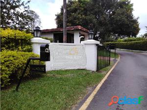 Lote en condominio campestre para la venta