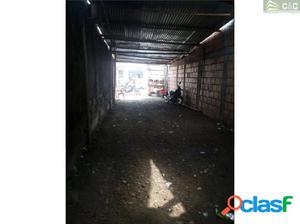 Venta Casa Lote comercial en Centro sur 5382