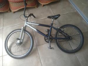 Bicicleta (bicicross)