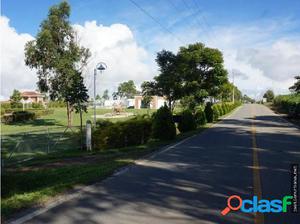 Hermoso lote, vocación comercial y /o residencial