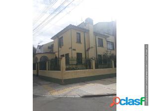VENDO CASA EN TEUSAQUILLO
