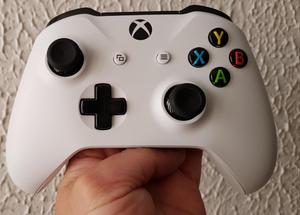 Control Original Xbox One