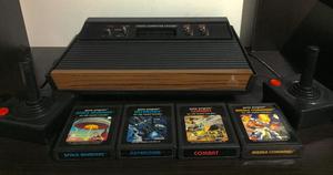 Atari  con 4 Juegos