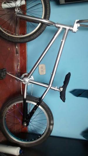 Vendo Bmx con cassetera