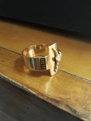 Anillo de Oro