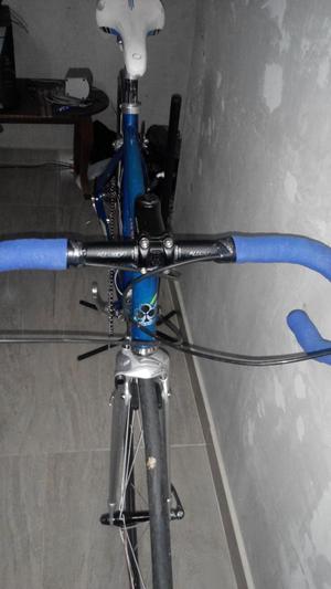 Vendo Bicicleta de Ruta en Aluminio Tall