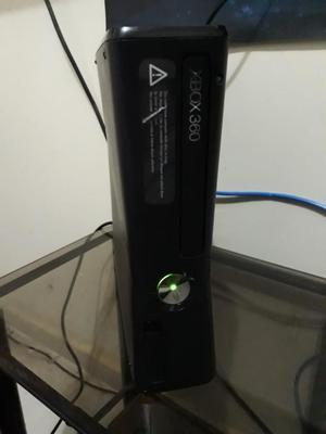 Xbox 360 Slim 5.0 con Disco Duro