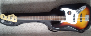 Bajo squier Jazz Bass California series 4 cuerdas