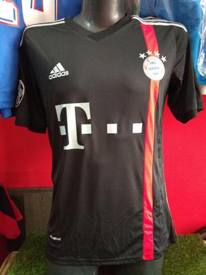 Camiseta Bayern Munich  Schweinsteiger $