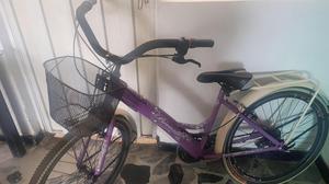 Bicicleta Playera con canasta