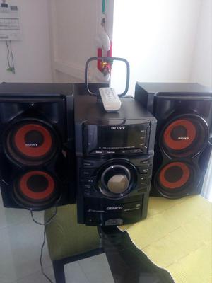 Vendo Equipo de Sonido Marca Sony