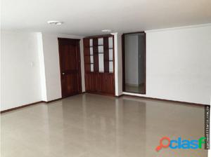 Apartamento en venta sec Colina