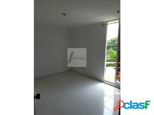 Apartamento en venta en Alameda la Victoria