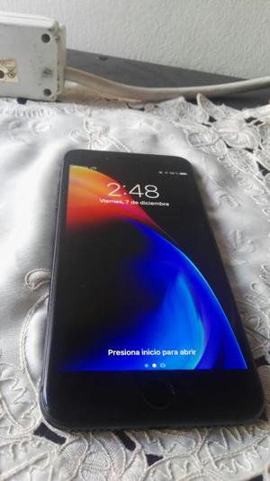 iPhone 8 Plus Negro 64 Gbs