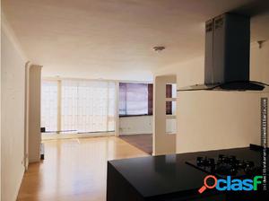 Excelente Apartamento con terraza en Santa Barbara