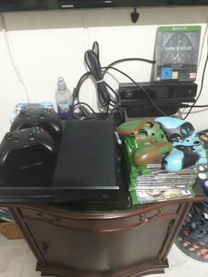 Xbox One con 500 Gigabys Y 11 Juegos