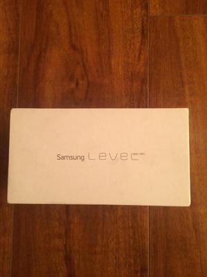 Vendo Cambio Samsung Level Box Mini