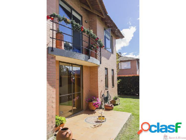 Casa en venta en Chia 18-772