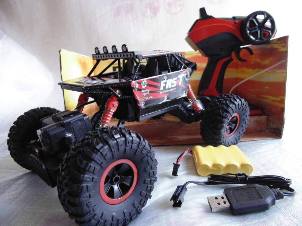 Carro control remoto Rock Crawler 4X4 escala 1:18 Bateria