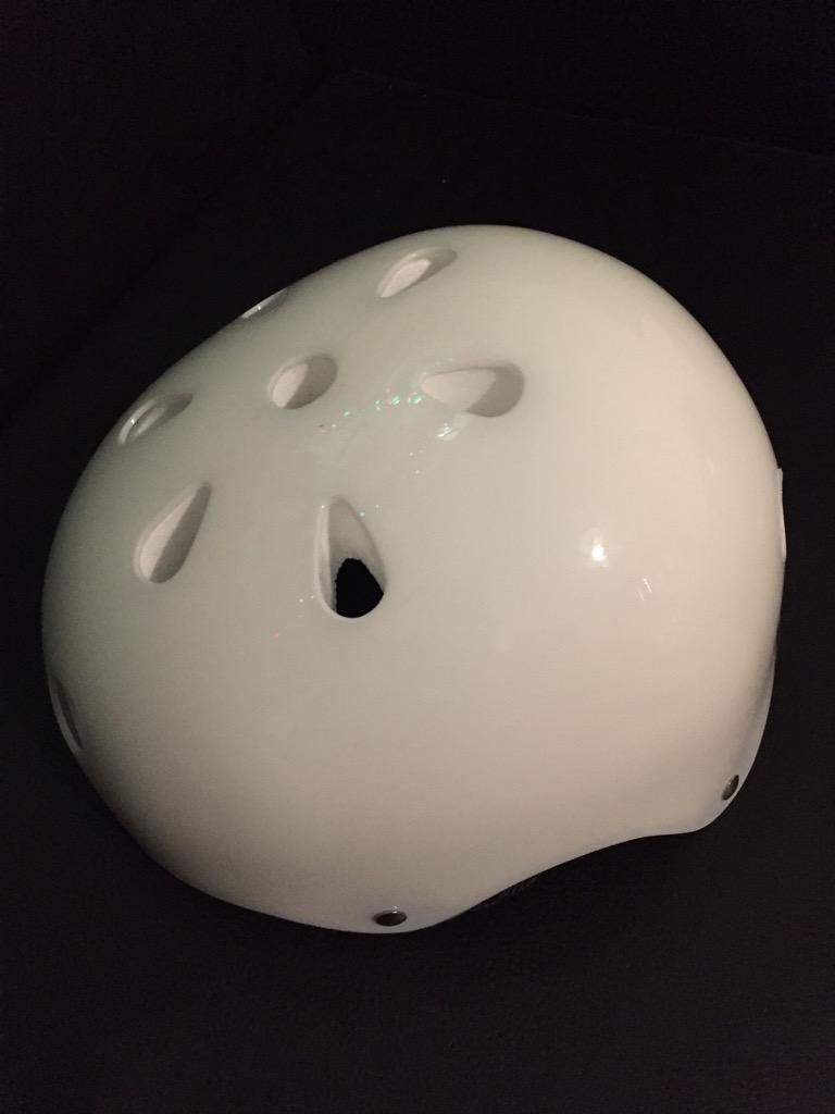 Casco Y Protecciones de Ambar