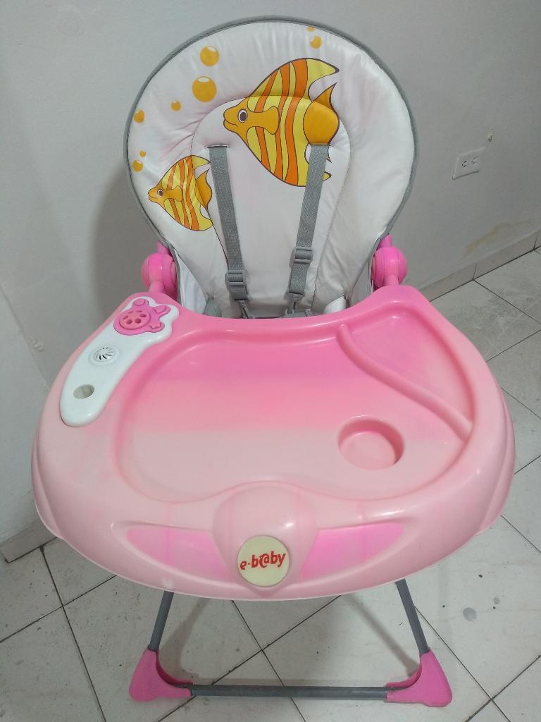 Comedor Rosado para Bebe