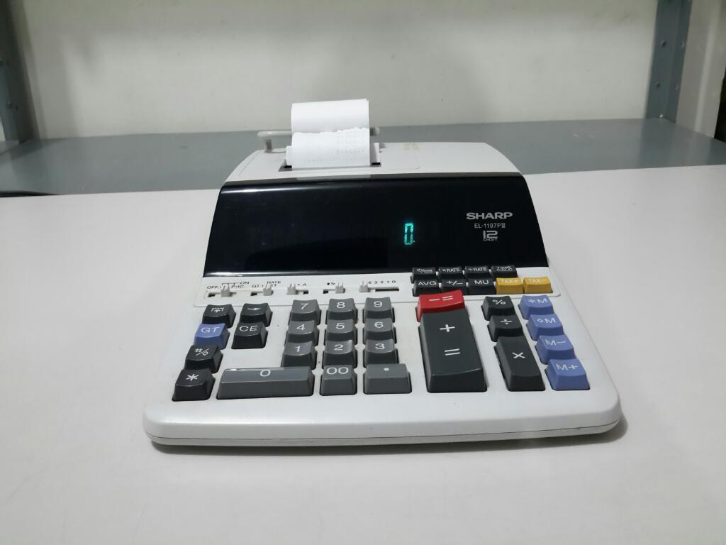 Calculadora de Oficina Sharp