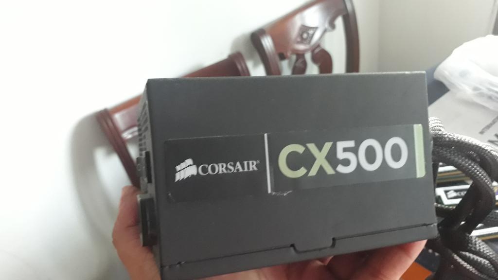 Fuente Corsair Cx500