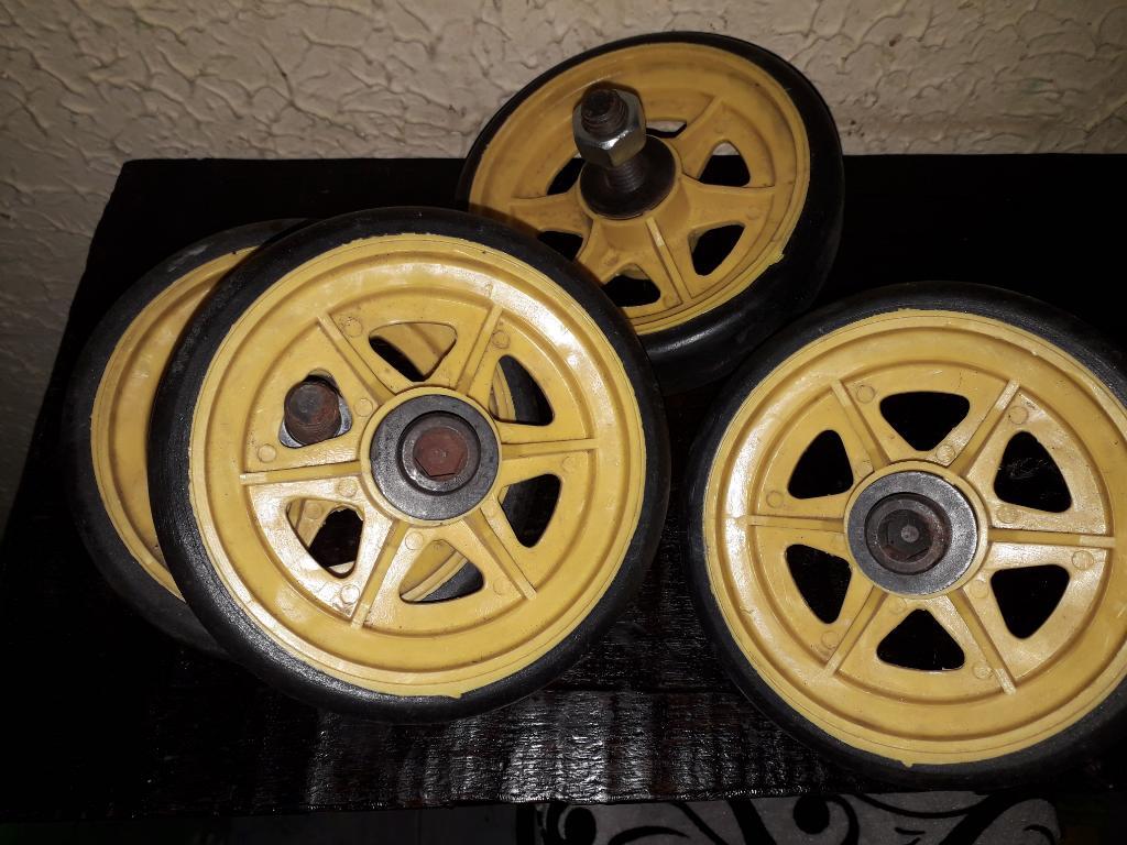 Se Vende Llantas para Carrito Nuevaa