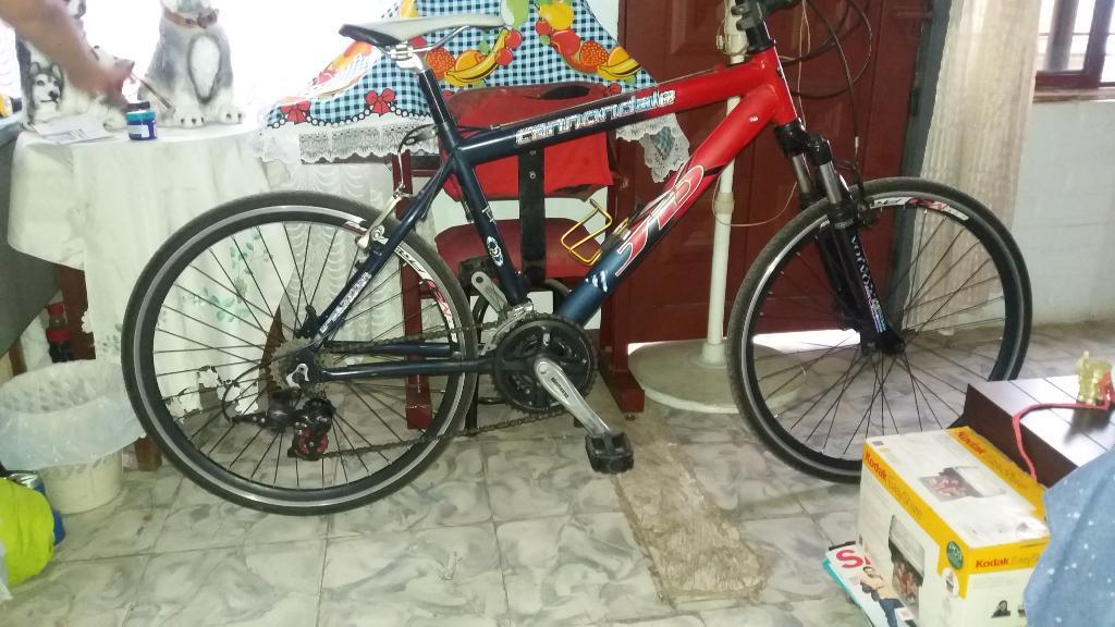 Vendo Bicicleta Mtb de Aluminio 18 Pir