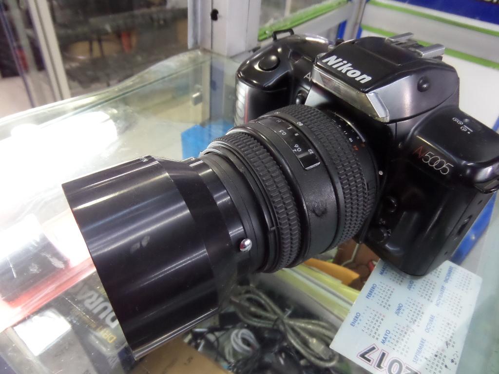 Camara Nikon Com Lente Autofocus