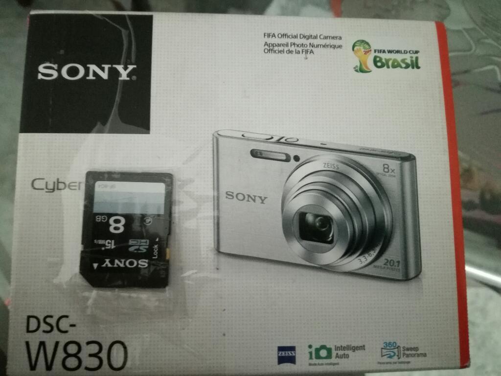 Vendo Camara Sony W830 Nueva