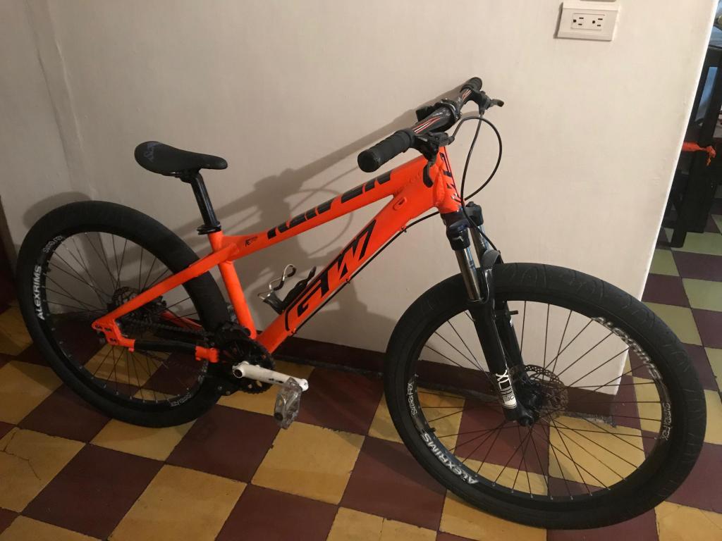 Bicicleta Gw Raven muy buen estado