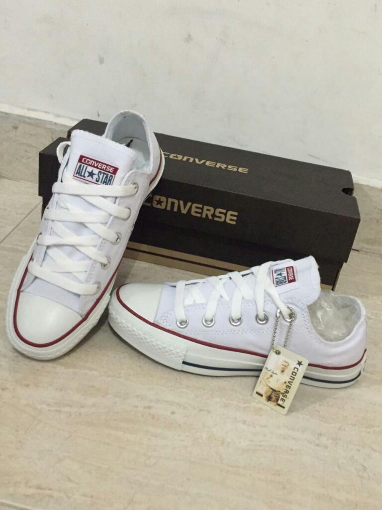 Converse Blancos