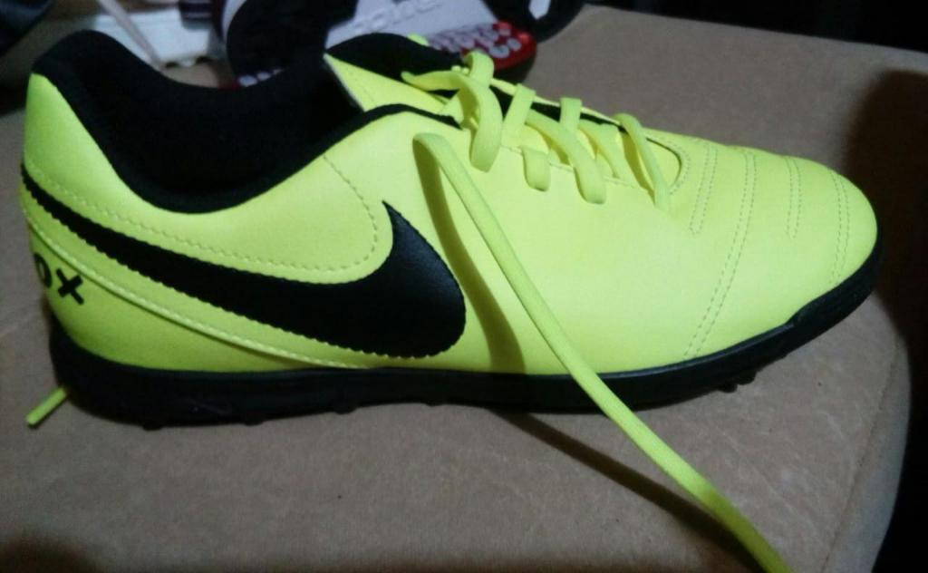 Se Venden Tennis Guayo Nike Tiempo X