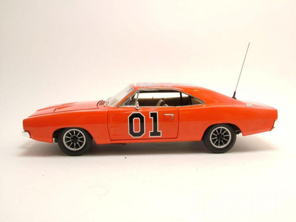 Carro The Dukes of Hazzard General Lee Dodge Charger 1/18