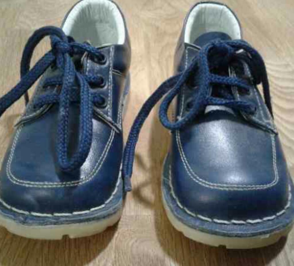 Zapatos Azules para Colegio