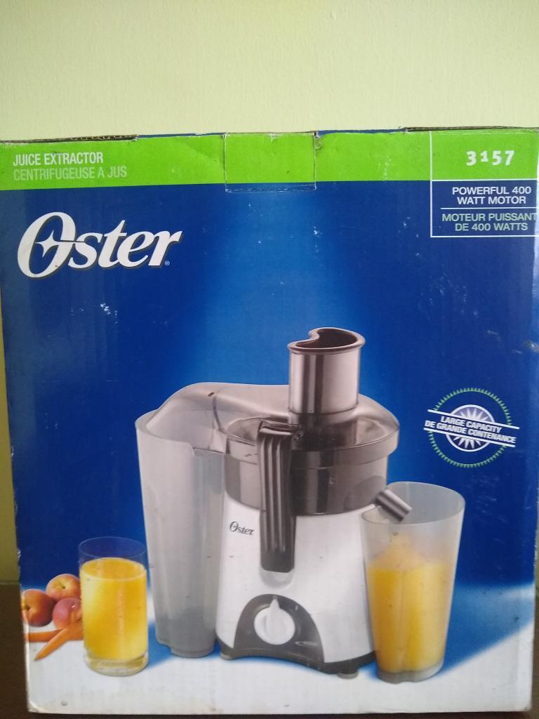 Extractor de Frutas Nuevo Marca Oster