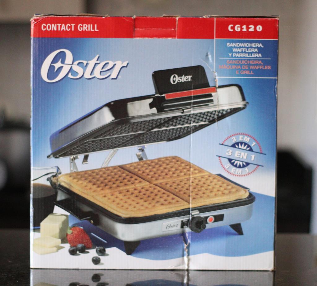 Wafflera Oster Practicamente Nueva