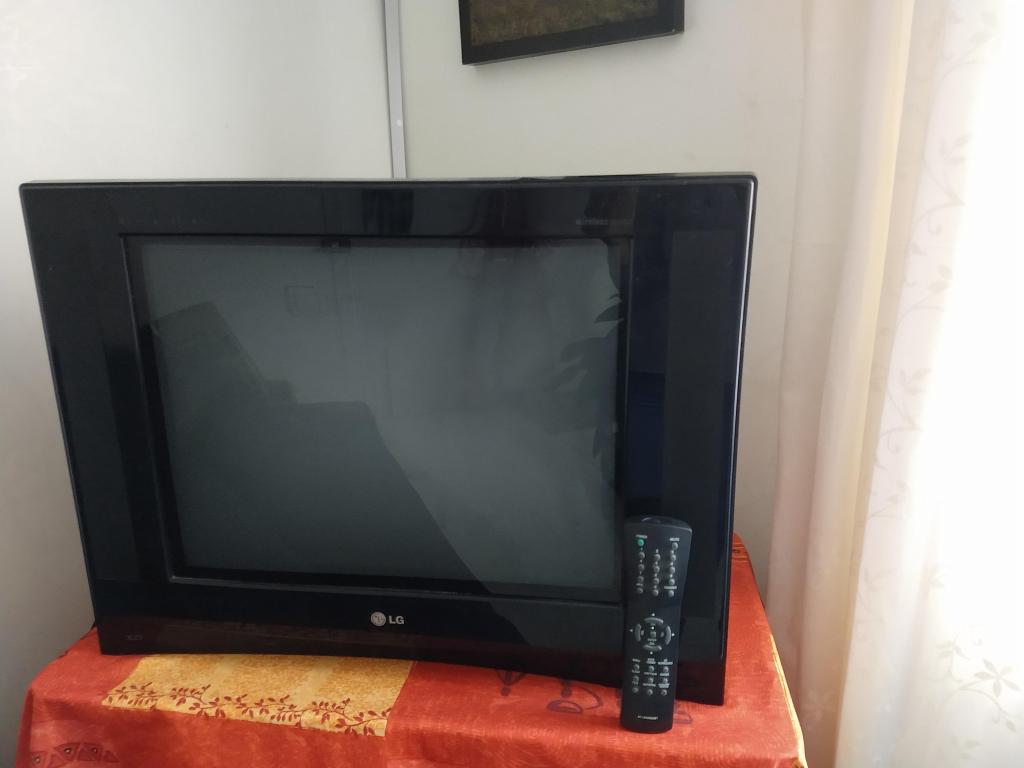 Televisor LG 21 Ultra Slim Tv Modelo 21fu1rk Pantalla Plana