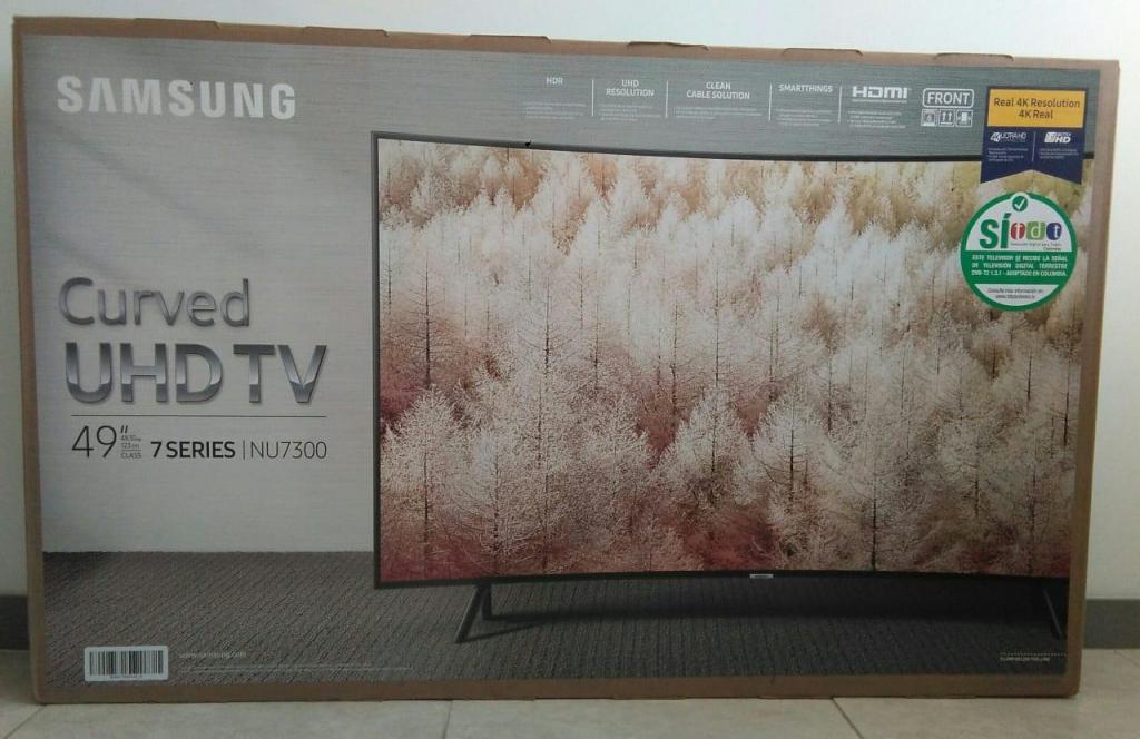 Televisor Samsung Curvo 49 4K