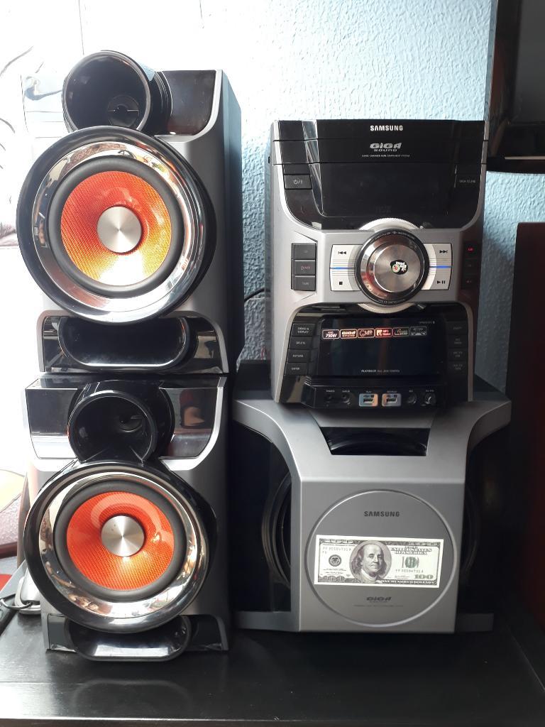 Vendo Equipo de Sonido Samsung