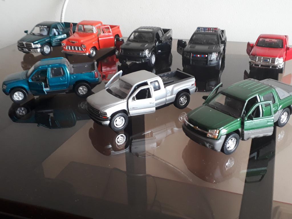 Camionetas 4x4 a Escala