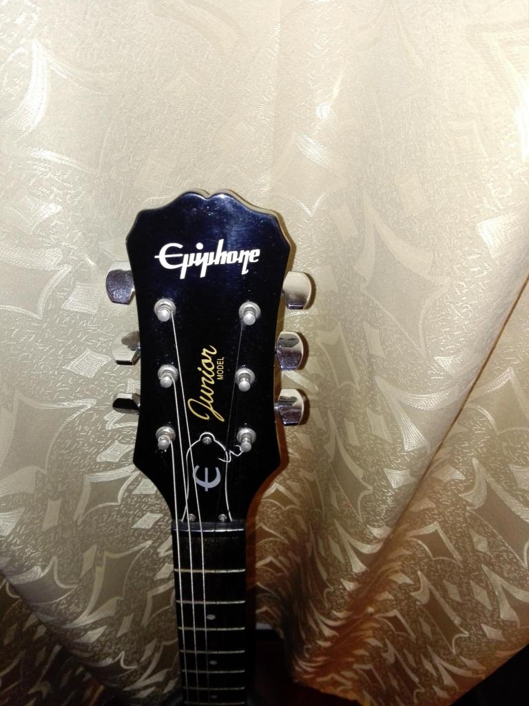 Guitarra Epiphone Les Paul Junior
