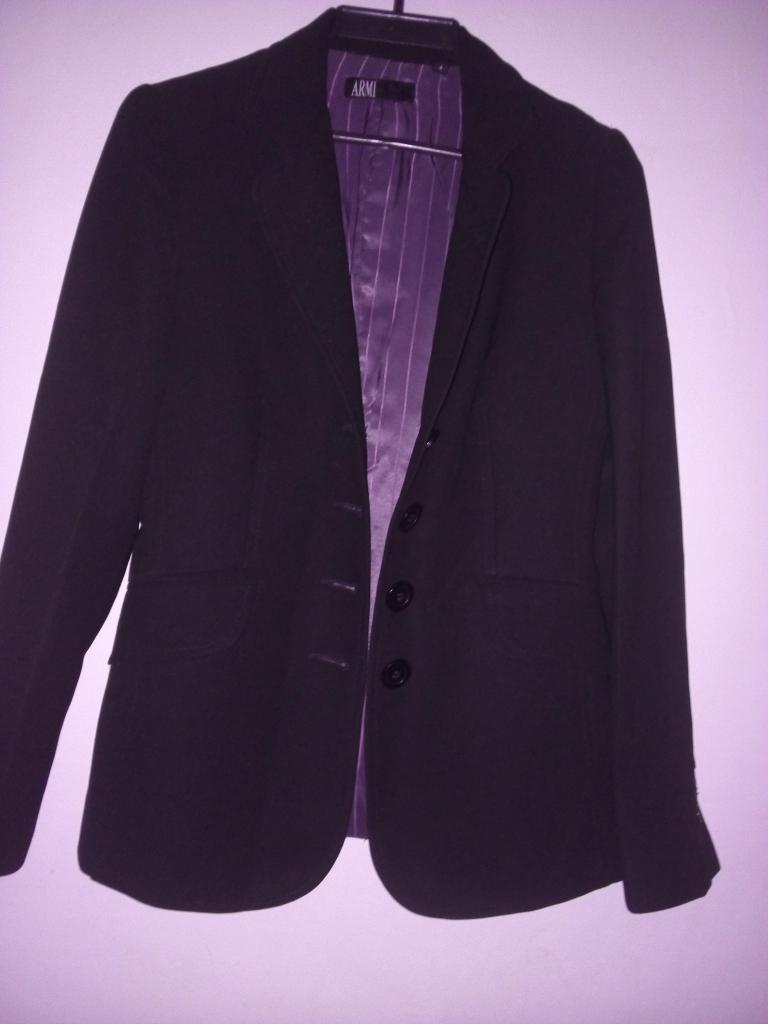 Blazer mujer talla S, usado muy buen estado