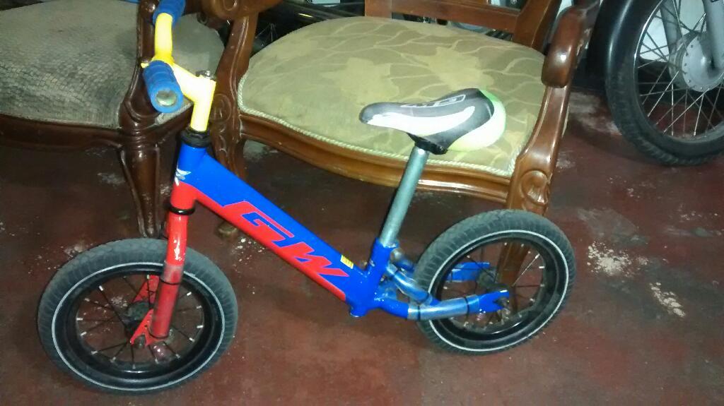 Bicicleta Strider Gw para Niño 10 de 10
