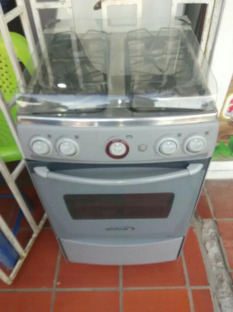 Vendo Estufa Abba con Horno