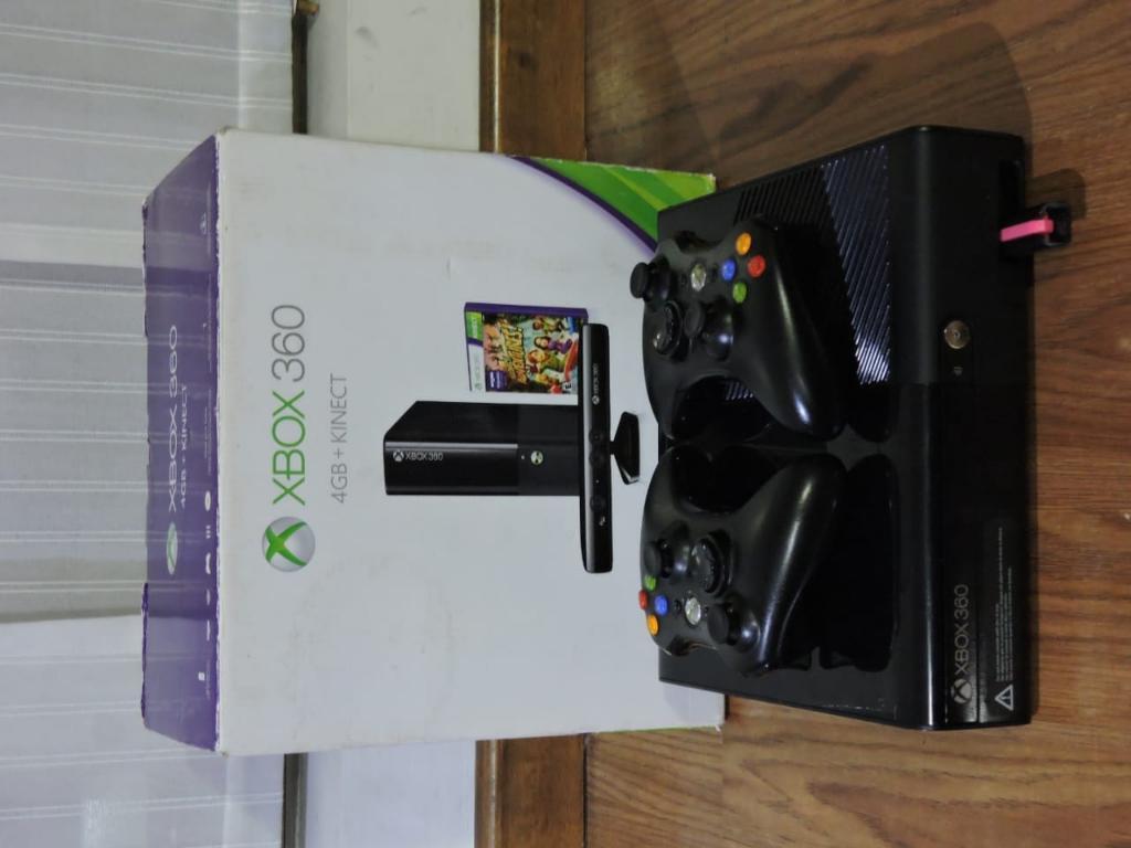 Negociable Xbox 360 Super Slim 5.0