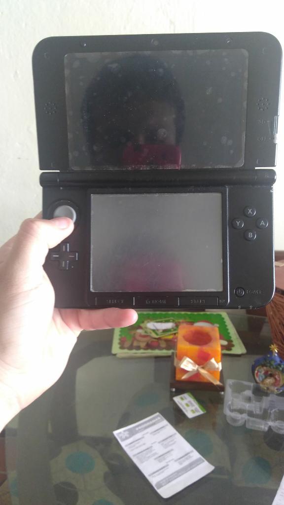 Nintendo 3 Ds Xl con Estuche Nerf