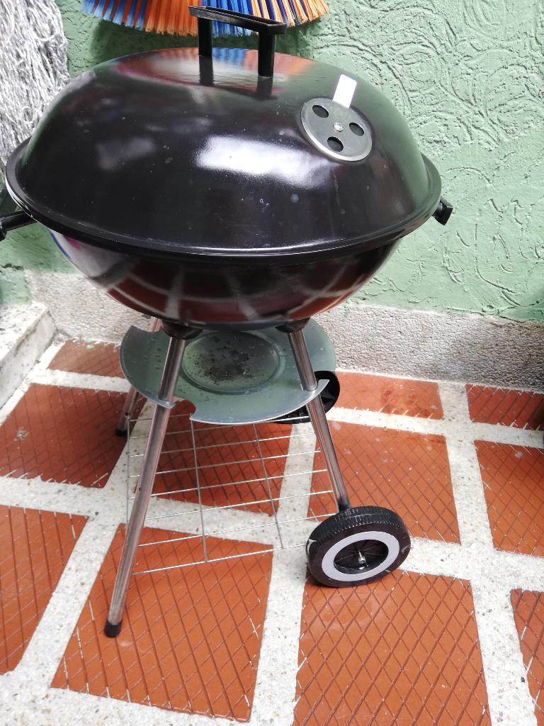 Vendo Asador Como Nuevo