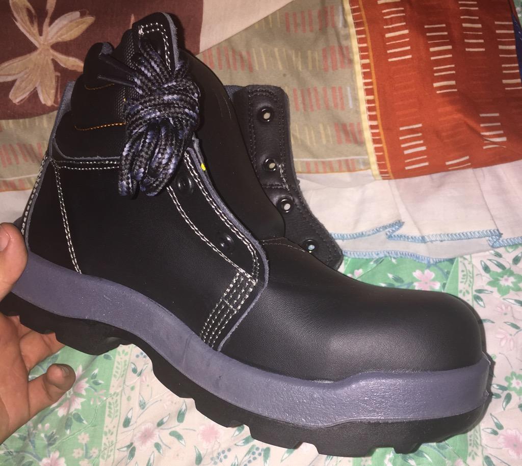 Vendo Botas 39
